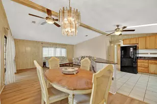 2629 Caper Ct, Port Saint Lucie, FL 34952 - Photo 9