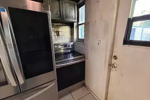 840 W 2nd St, West Palm Beach, FL 33404 - Photo 9