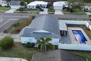 2490 4th Pl, Vero Beach, FL 32962 - Photo 5