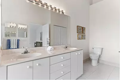 7351 Sterling Falls Lane W, Boynton Beach, FL 33437 - Photo 27