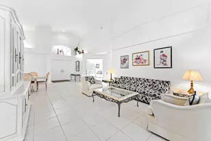 7351 Sterling Falls Ln W, Boynton Beach, FL 33437 - Photo 7