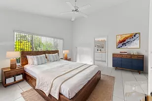 7351 Sterling Falls Ln W, Boynton Beach, FL 33437 - Photo 23