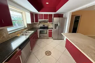 5340 Guildcrest St, Lake Worth, FL 33463 - Photo 7