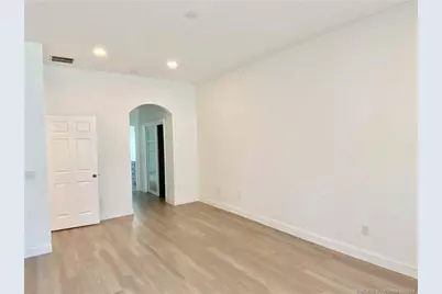 1704 Primrose Court, Port Saint Lucie, FL 34952 - Photo 11