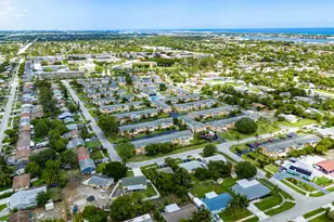 2102 NE 1st Way, Boynton Beach, FL 33435 - Photo 35