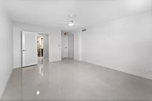 5480 N Ocean Dr, Singer Island, FL 33404 - Photo 21