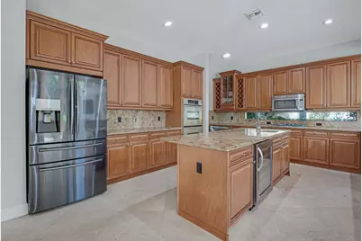 10766 10766 Versailles Boulevard Boulevard, Wellington, FL 33449 - Photo 9