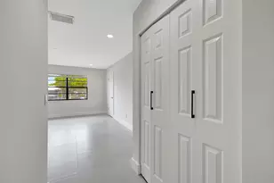 7898 Eastlake Dr, Boca Raton, FL 33433 - Photo 37
