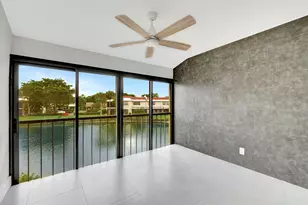 7898 Eastlake Dr, Boca Raton, FL 33433 - Photo 3