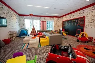 1080 Brickell Ave, Miami, FL 33131 - Photo 11