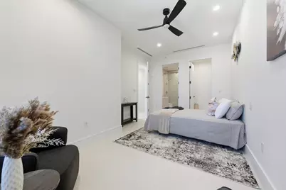 2323 Lake Drive #201, Palm Beach Shores, FL 33404 - Photo 35