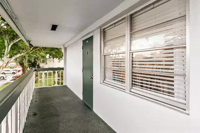 184 Oakridge L #184, Deerfield Beach, FL 33442 - Photo 3