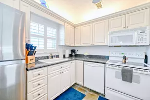 120 Wettaw Ln, North Palm Beach, FL 33408 - Photo 9