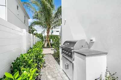 721 Lake Avenue N, Delray Beach, FL 33483 - Photo 59