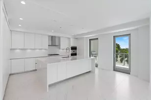495 E Royal Palm Rd, Boca Raton, FL 33432 - Photo 9