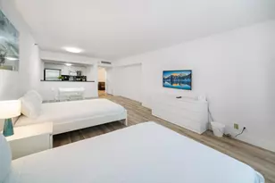 834 Ocean Dr, Miami Beach, FL 33139 - Photo 5