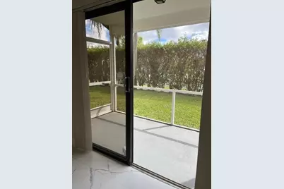 13501 Fountain View Boulevard, Wellington, FL 33414 - Photo 27