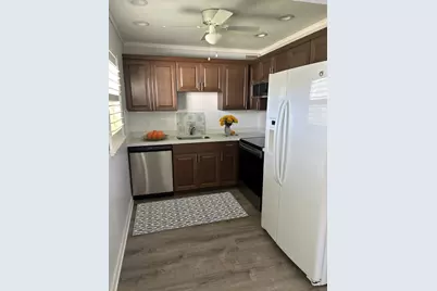 5 Valencia #A, Delray Beach, FL 33446 - Photo 3