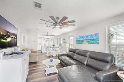 1092 Nettles Boulevard, Jensen Beach, FL 34957 - Photo 15