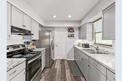 1297 SE Floresta Drive, Port Saint Lucie, FL 34983 - Photo 11