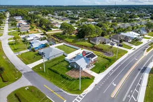 1297 SE Floresta Dr, Port Saint Lucie, FL 34983 - Photo 37