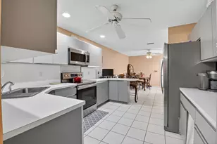 10559 Lady Palm Ln, Boca Raton, FL 33498 - Photo 19