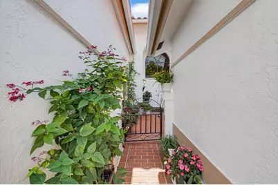 10559 Ladypalm Lane #A, Boca Raton, FL 33498 - Photo 3
