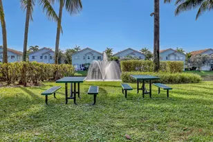 2226 Oakmont Dr, Riviera Beach, FL 33404 - Photo 37