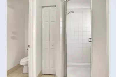 2226 Oakmont Drive, Riviera Beach, FL 33404 - Photo 23