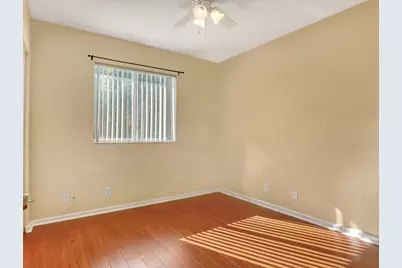 2226 Oakmont Drive, Riviera Beach, FL 33404 - Photo 25