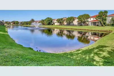 2226 Oakmont Drive, Riviera Beach, FL 33404 - Photo 35