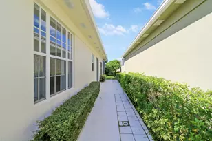 220 NW Bentley Cir, Port Saint Lucie, FL 34986 - Photo 43