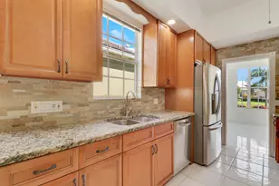 220 NW Bentley Cir, Port Saint Lucie, FL 34986 - Photo 5