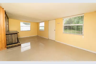 382 SE Evans Avenue, Port Saint Lucie, FL 34984 - Photo 13