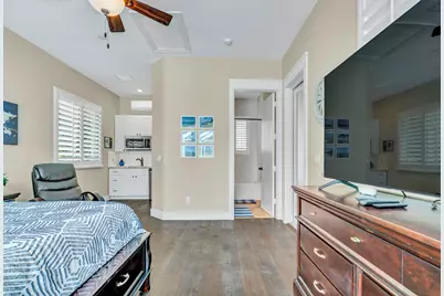 1209 Breakers West Boulevard, West Palm Beach, FL 33411 - Photo 15
