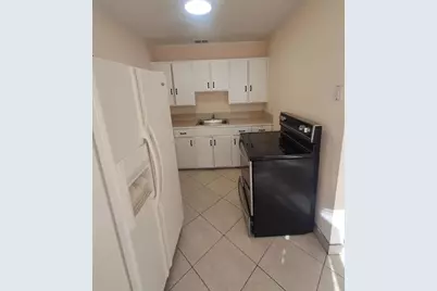 1021 Selkirk Street N #B, West Palm Beach, FL 33405 - Photo 1