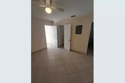 1021 Selkirk Street N #B, West Palm Beach, FL 33405 - Photo 5