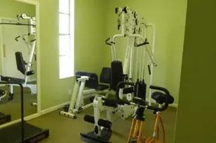 500 Village Green Cir W, Palm Springs, FL 33461 - Photo 17