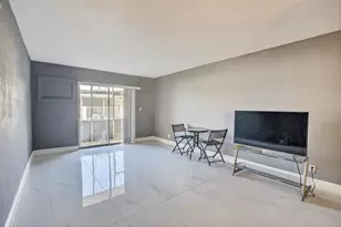 4770 NW 10th Ct, Plantation, FL 33313 - Photo 11