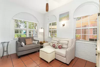 714 Sunset Road, West Palm Beach, FL 33401 - Photo 3