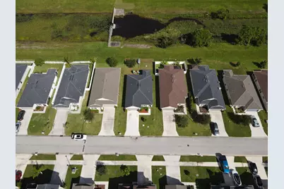 5565 NW Pine Trail Circle, Port Saint Lucie, FL 34983 - Photo 27