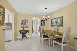 414 Windsor R, West Palm Beach, FL 33417 - Photo 5