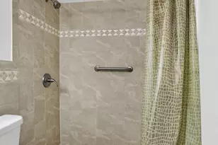 414 Windsor R, West Palm Beach, FL 33417 - Photo 11