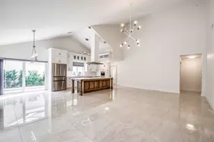 181 Cape Pointe Cir, Jupiter, FL 33477 - Photo 9