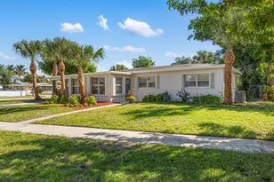 702 S 12th St, Lantana, FL 33462 - Photo 5