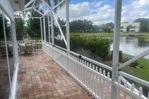 4638 Carlton Golf Dr, Lake Worth, FL 33449 - Photo 9