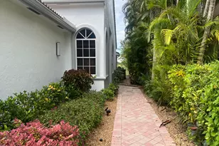 4638 Carlton Golf Dr, Lake Worth, FL 33449 - Photo 5