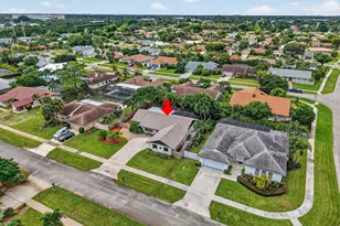 17705 Maplewood Dr, Boca Raton, FL 33487 - Photo 57