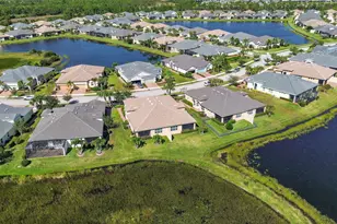 11231 SW Winding Lakes Circle, Port Saint Lucie, FL 34987 - Photo 3