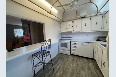 721 Lori Drive #305, Lake Worth Beach, FL 33461 - Photo 15